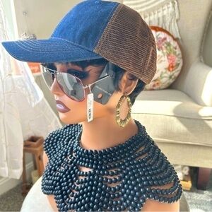 ✨NEW✨Urban Outfitters Blue and Brown truckers hat 🧢